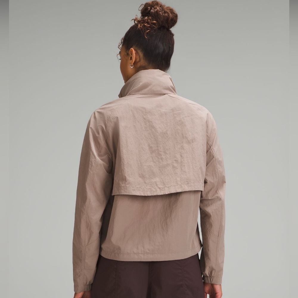 Lululemon “Always Effortless Jacket” size 8, Bold Beige